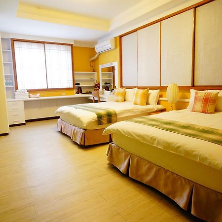New York B&B Kota Hualien Bagian luar foto