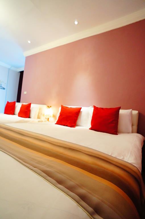 New York B&B Kota Hualien Bagian luar foto