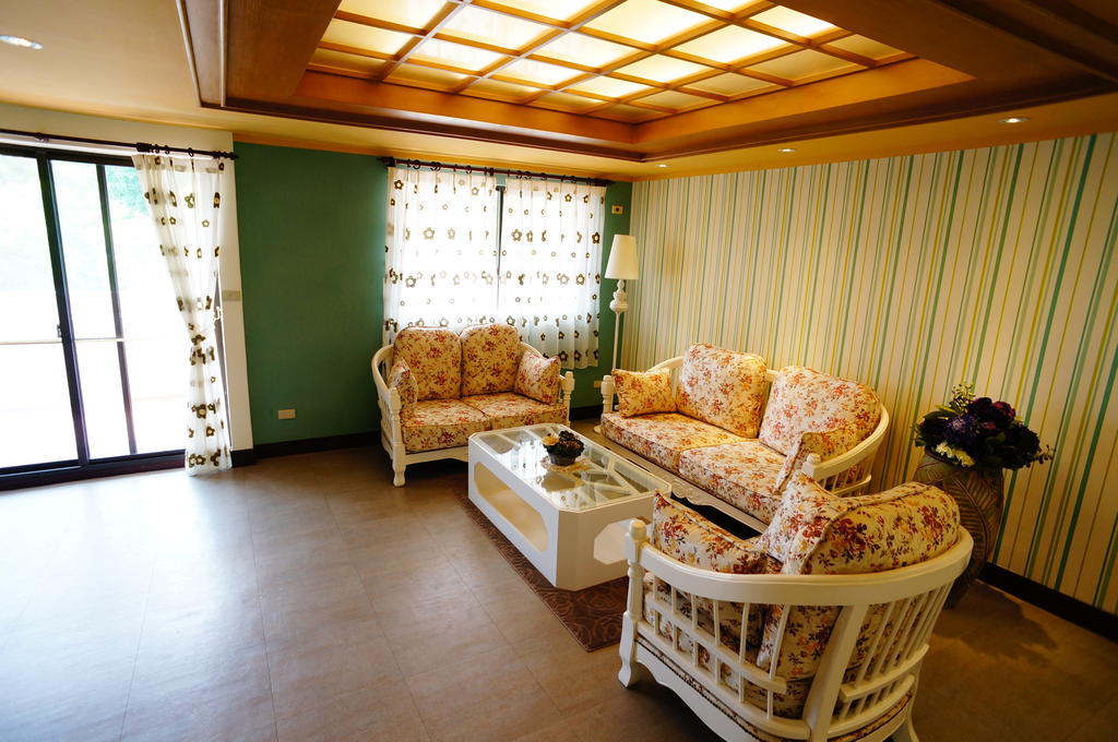 New York B&B Kota Hualien Bagian luar foto