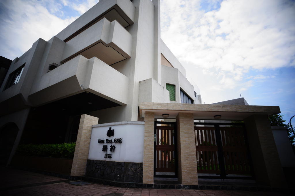 New York B&B Kota Hualien Bagian luar foto
