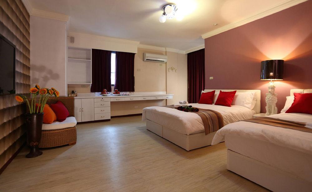 New York B&B Kota Hualien Bagian luar foto